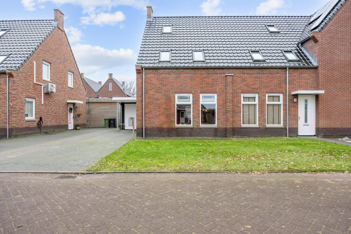 Foto 10 van Tiengastraat 8