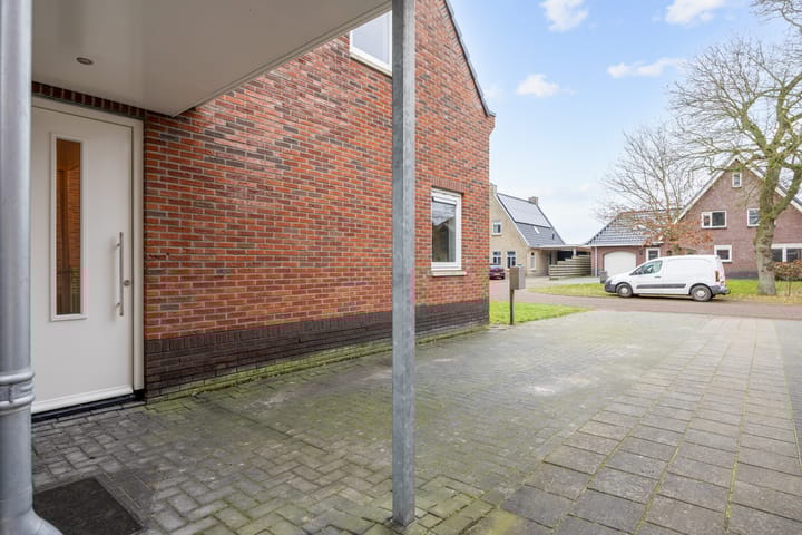 Foto 11 van Tiengastraat 8