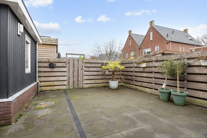 Foto 44 van Tiengastraat 8