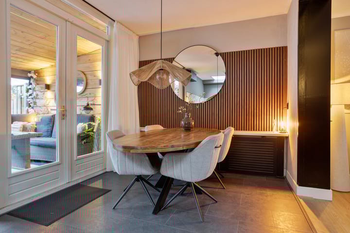 Foto 10 van Distelstraat 32