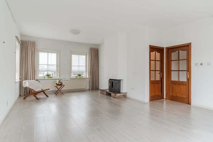 Foto 8 van Molenstraat 7