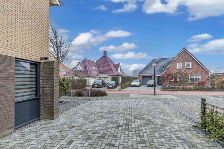 Photo 18 of Intang 10