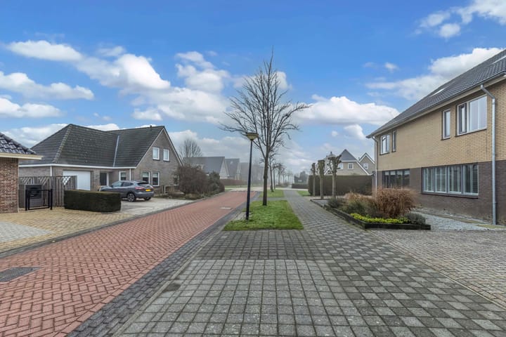 Photo 35 of Intang 10