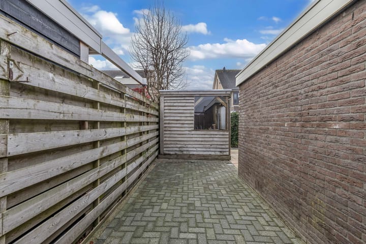 Photo 39 of Intang 10