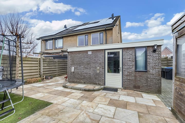 Photo 40 of Intang 10