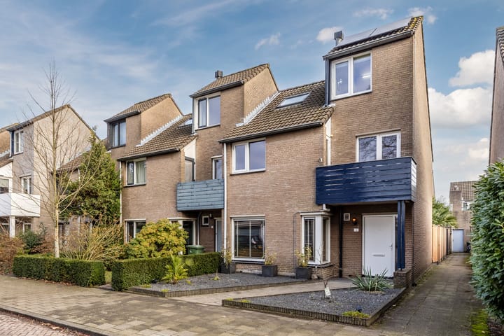 Foto 1 van Rector Buijselstraat 4