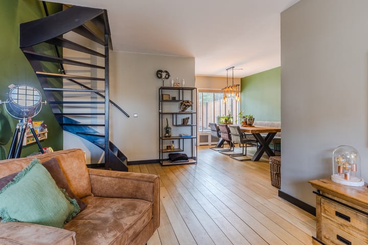 Foto 9 van Rector Buijselstraat 4