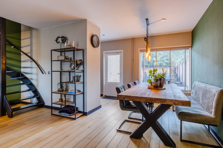 Foto 11 van Rector Buijselstraat 4