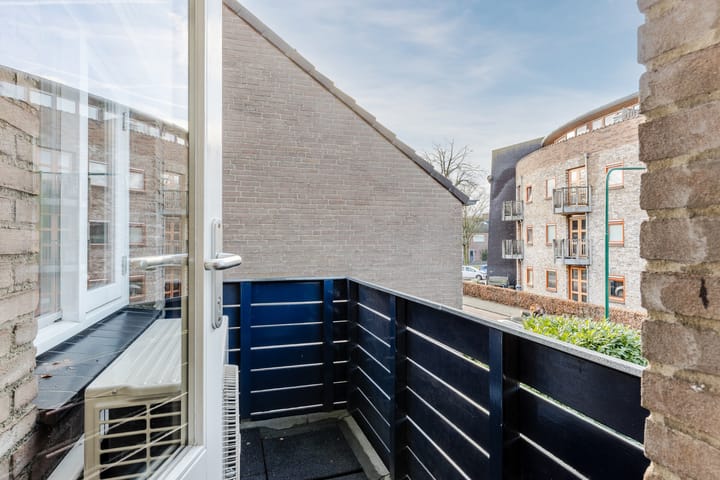 Foto 24 van Rector Buijselstraat 4