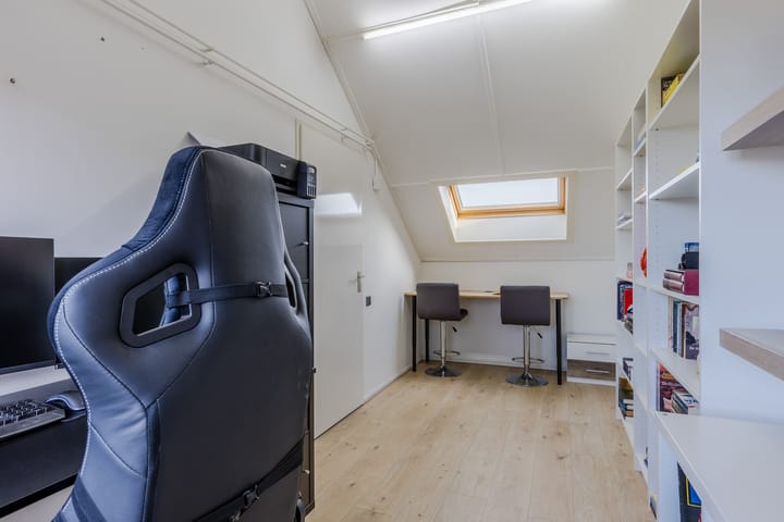 Foto 36 van Rector Buijselstraat 4