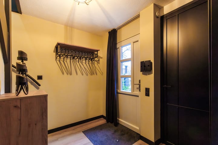 Foto 25 van Koemate 128