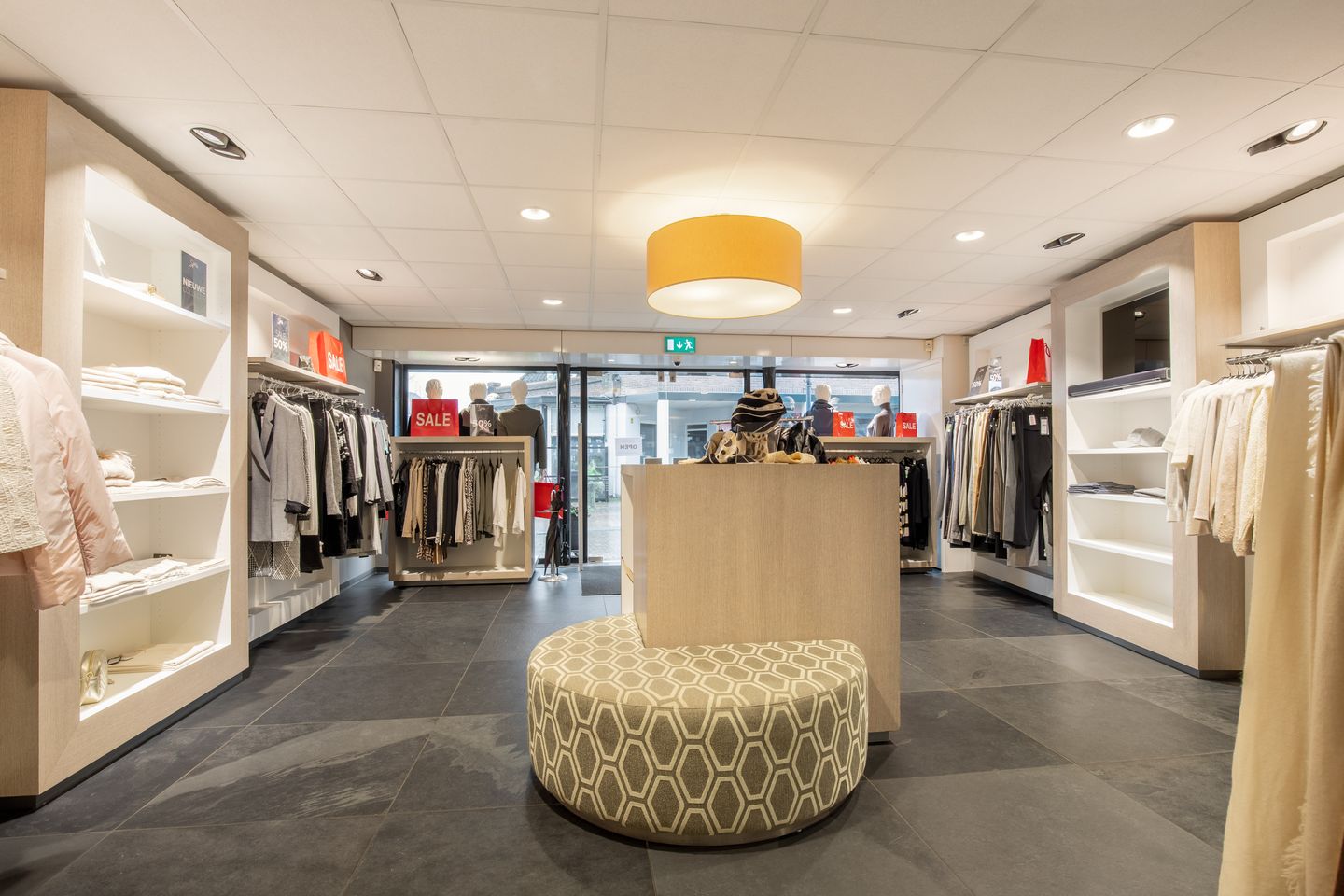 Bekijk foto 2 van Burgemeester Mooijstraat 3