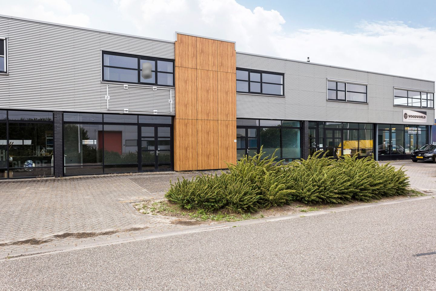 View photo 1 of De Giessen 15