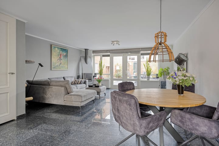 Photo 2 of Jan Hoornstraat 12