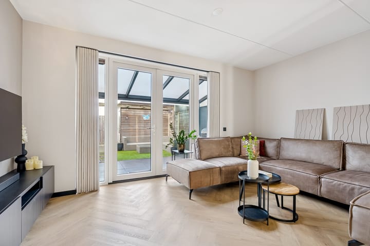 Foto 9 van Molengang 24