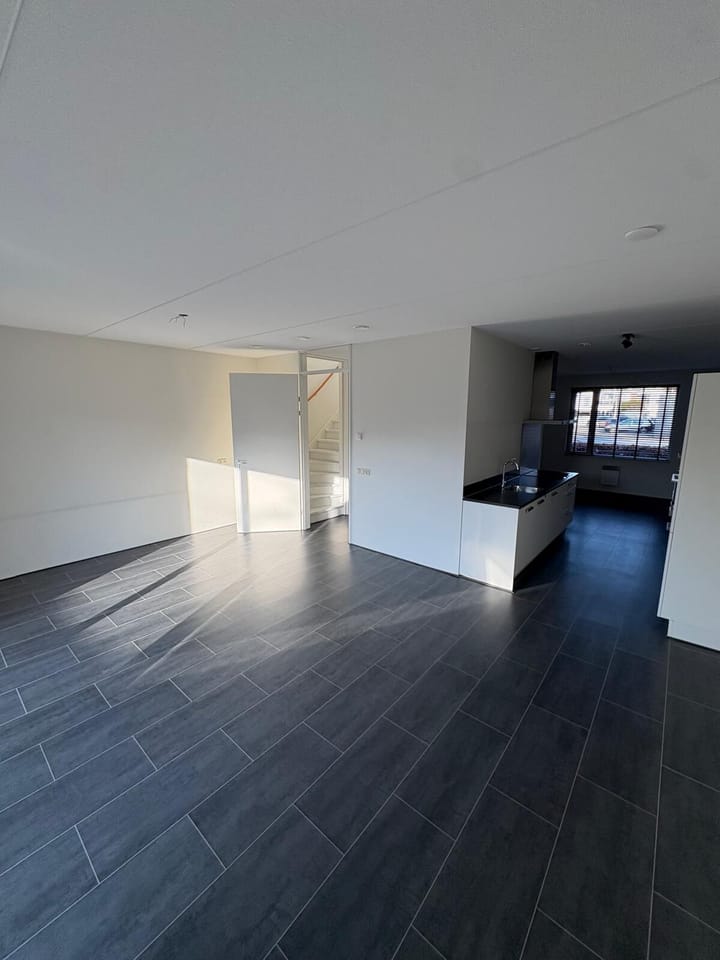 Photo 8 of Beukemaplein 3