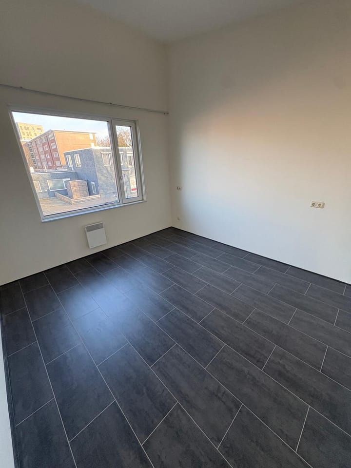 Photo 9 of Beukemaplein 3