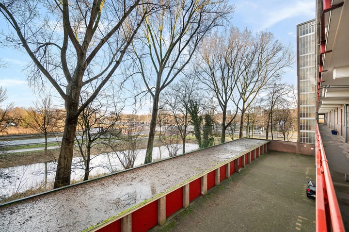 Foto 26 van Antony Moddermanstraat 42