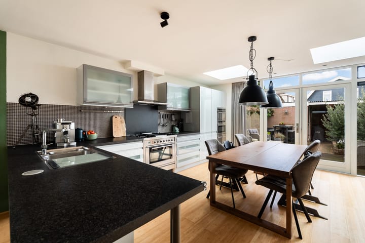 Photo 8 of Westmeerlaan 24