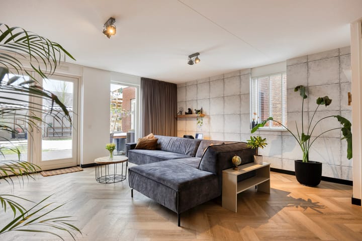 Foto 15 van Meikeverstraat 14