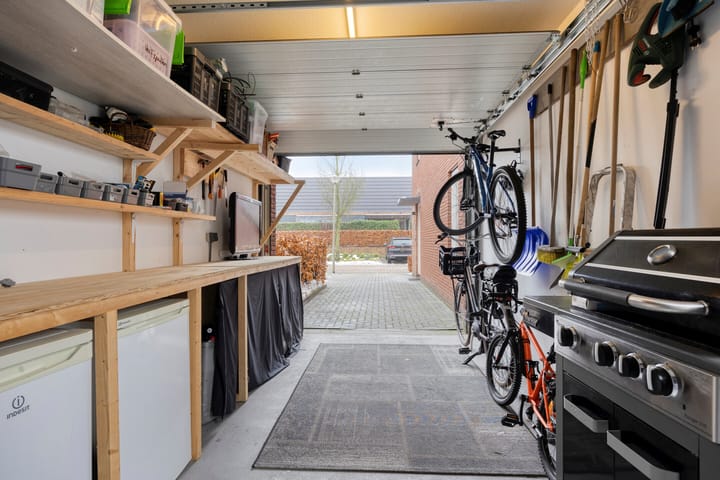 Foto 45 van Meikeverstraat 14