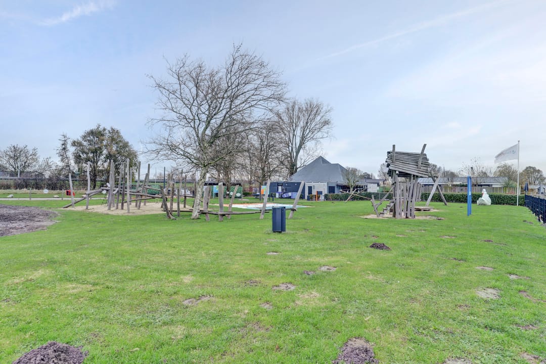 Photo 32 of Zuiderdijk 1-B055