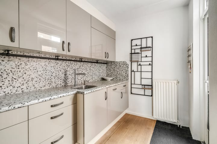 Foto 15 van Rooseveltstraat 6