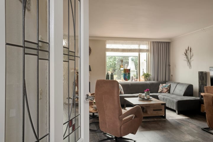 Foto 8 van Clematisstraat 33