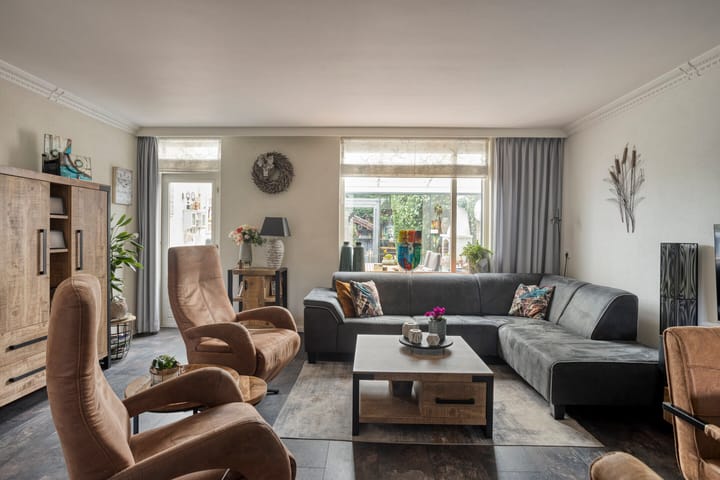 Foto 9 van Clematisstraat 33