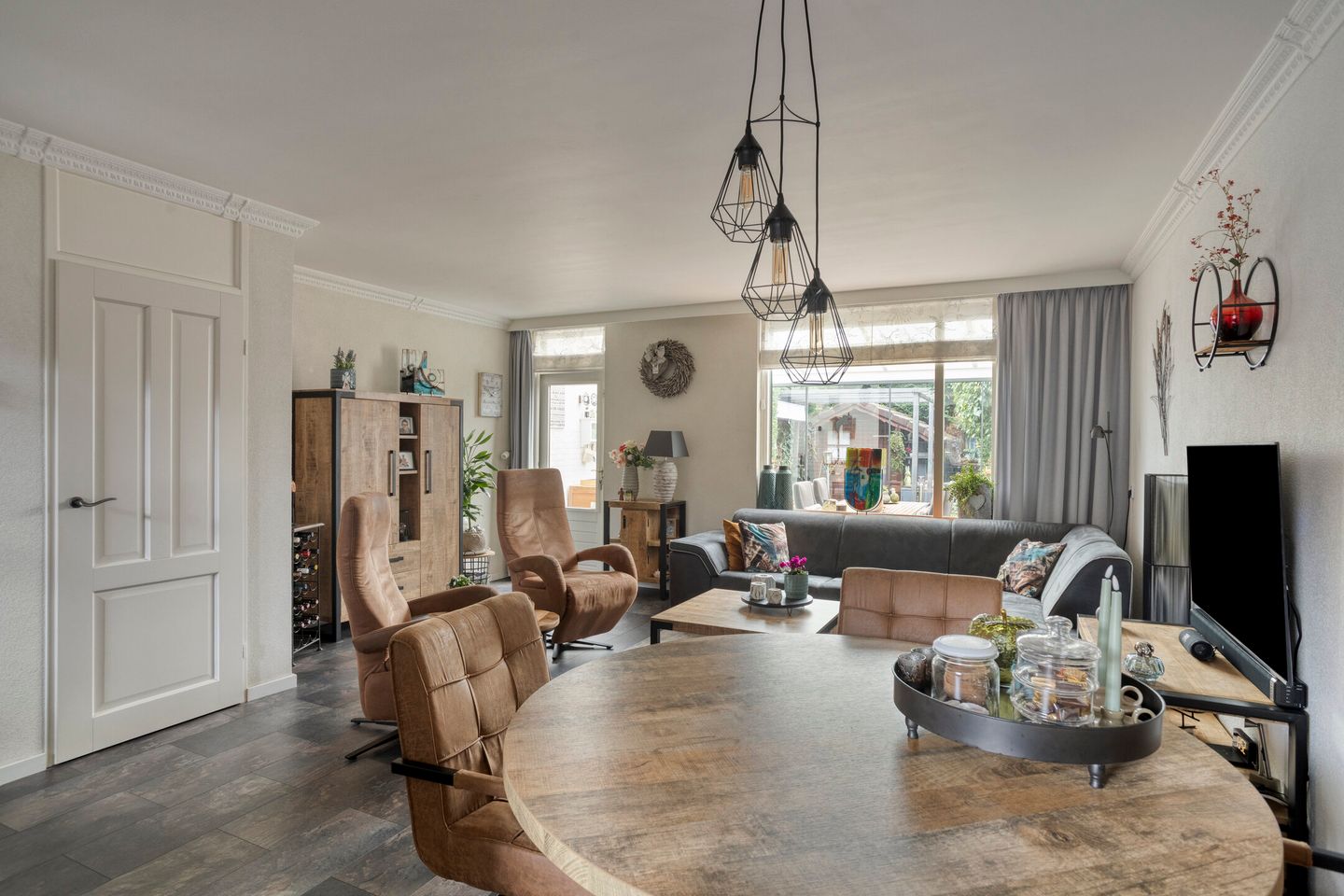 Photo 10 of Clematisstraat 33