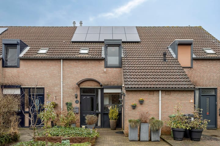 Foto 37 van Clematisstraat 33