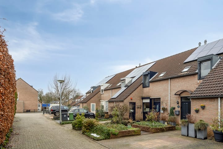 Foto 41 van Clematisstraat 33