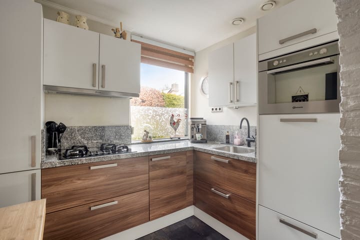 Foto 16 van Clematisstraat 33