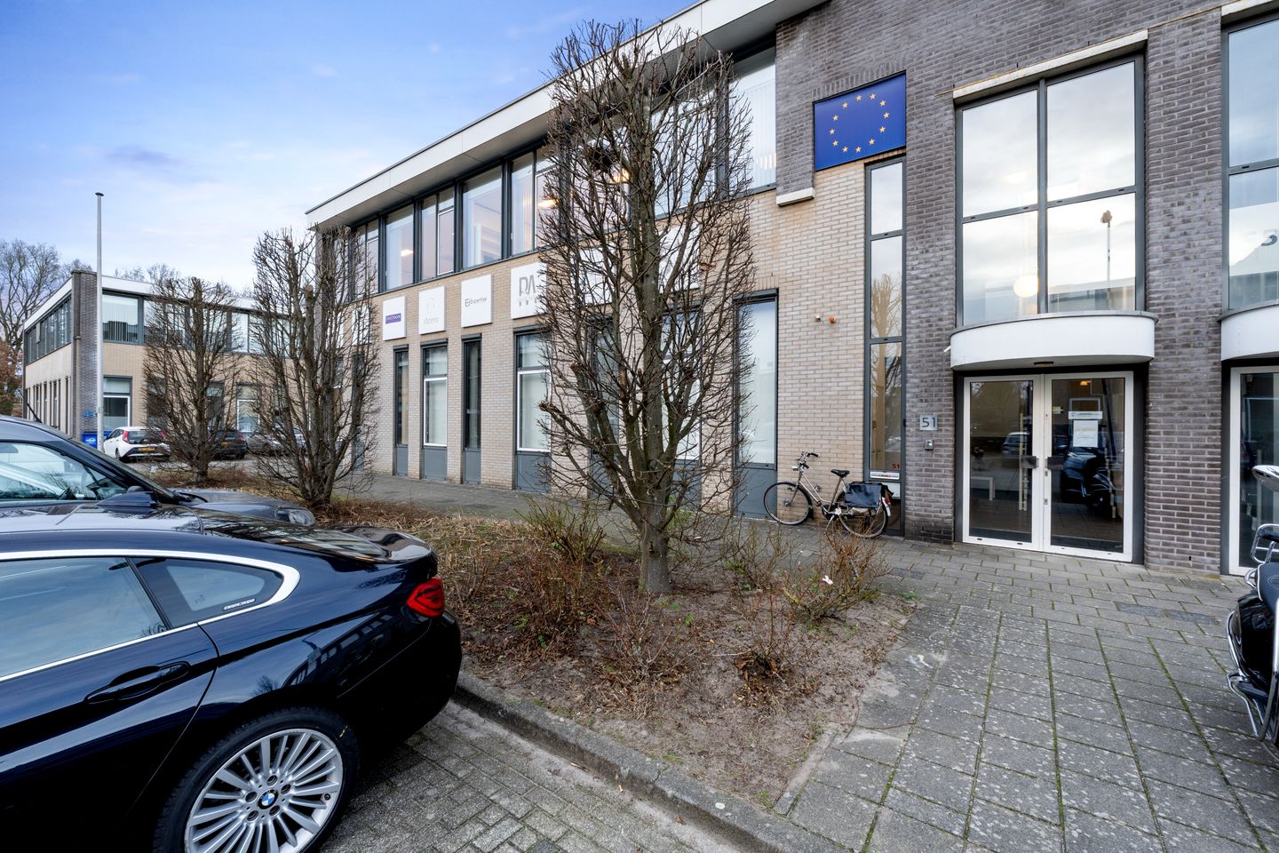 Bekijk foto 2 van Jean Monnetpark 51