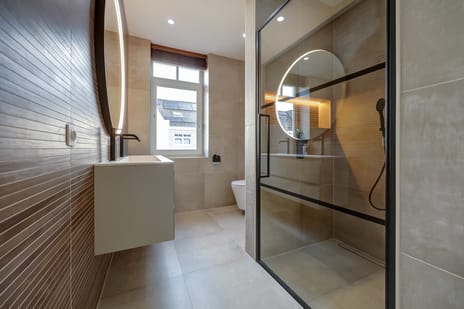 Aak 10 tertiary image