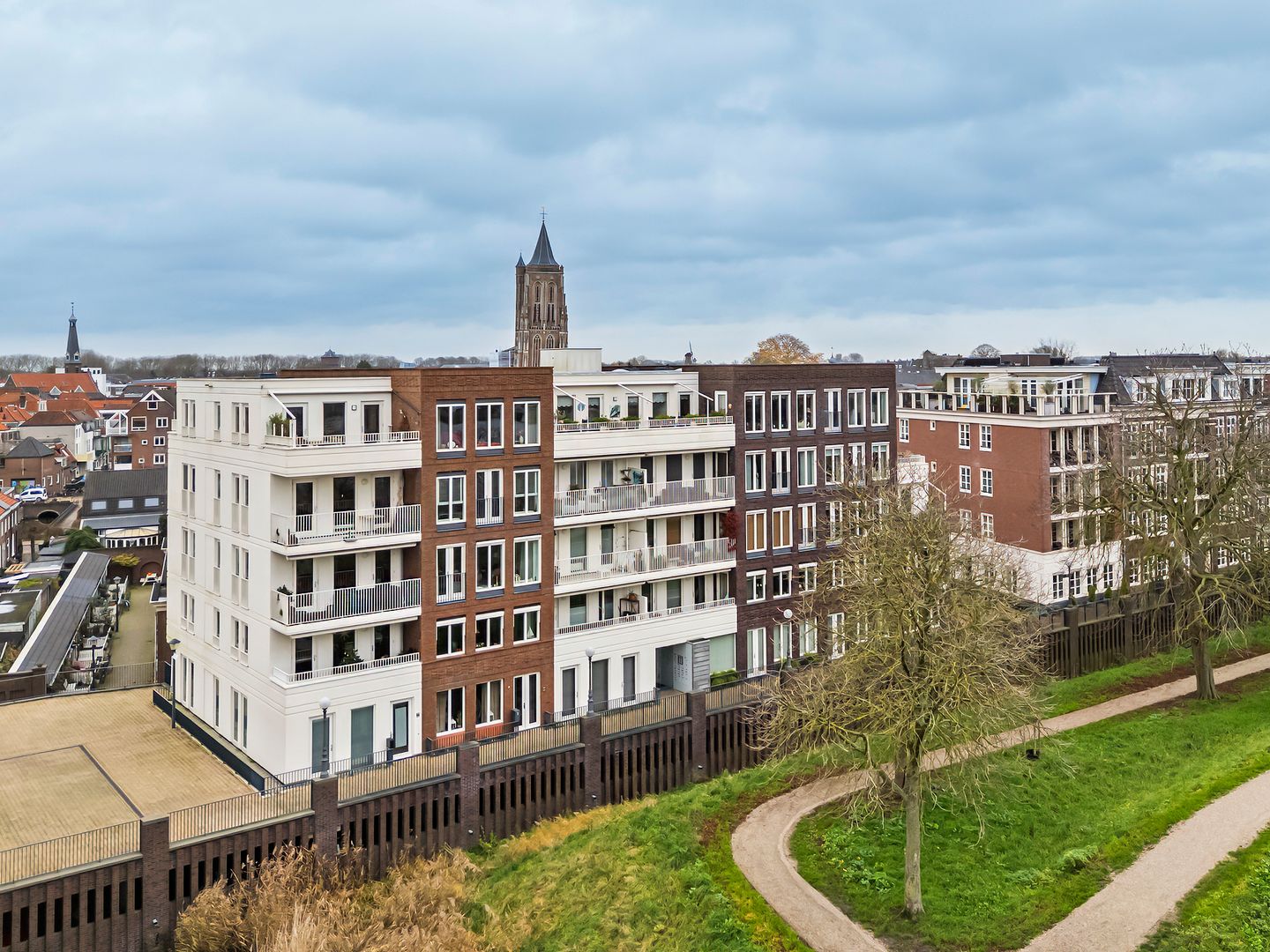 Foto 1 van Zwaanswal 1