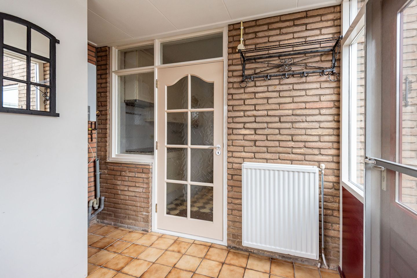 Photo 14 of Emmastraat 33