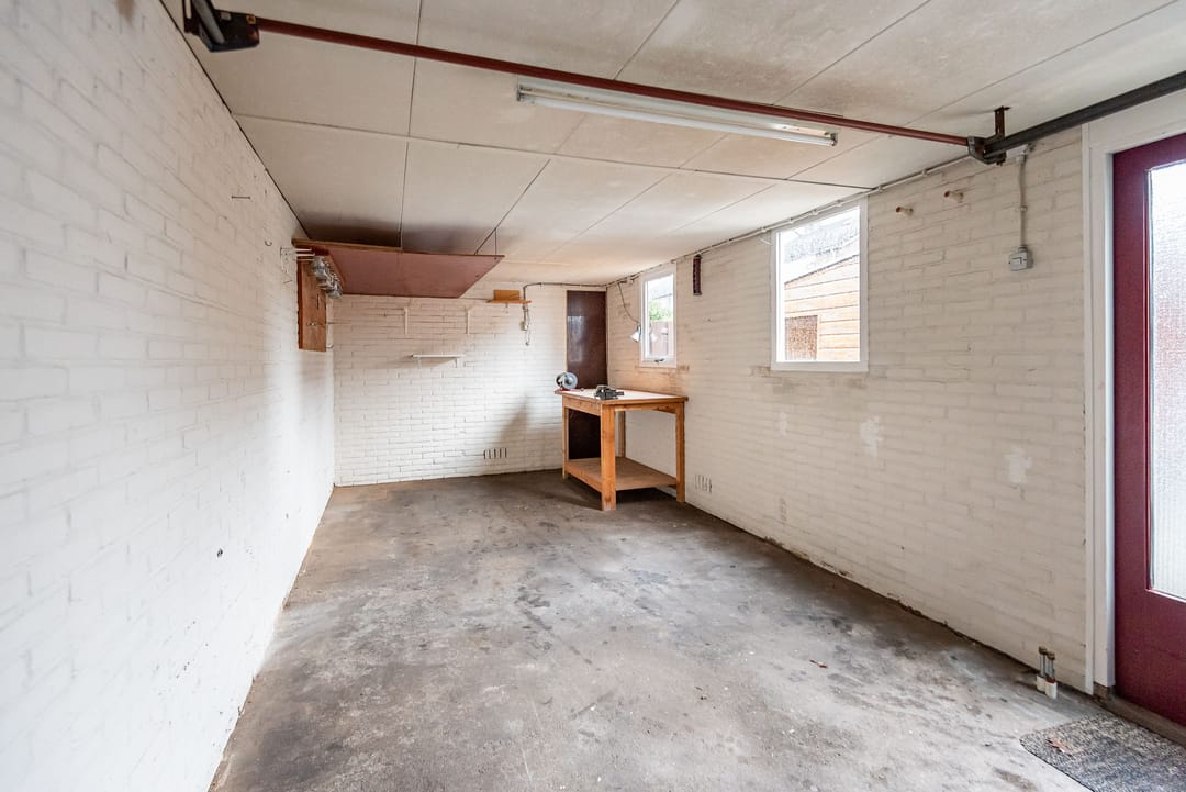 Photo 38 of Emmastraat 33
