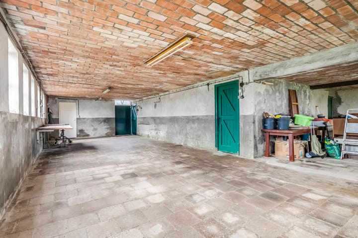 Photo 36 of Rijkerswoerdsestraat 11