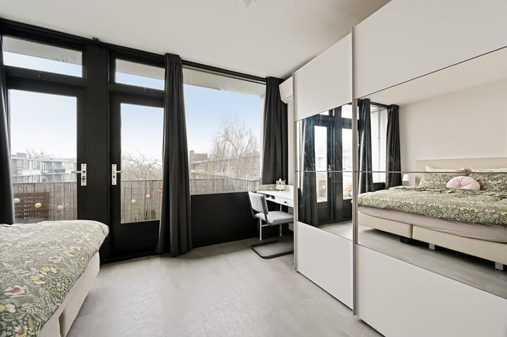 Foto 15 van Henry Hagalaan 50