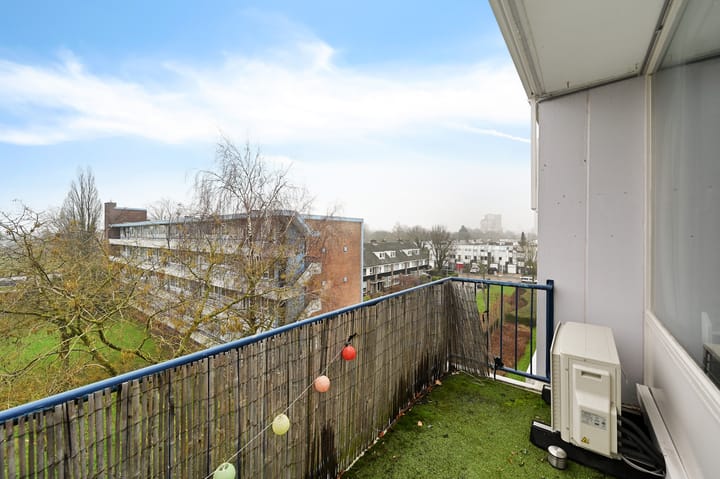 Foto 17 van Henry Hagalaan 50