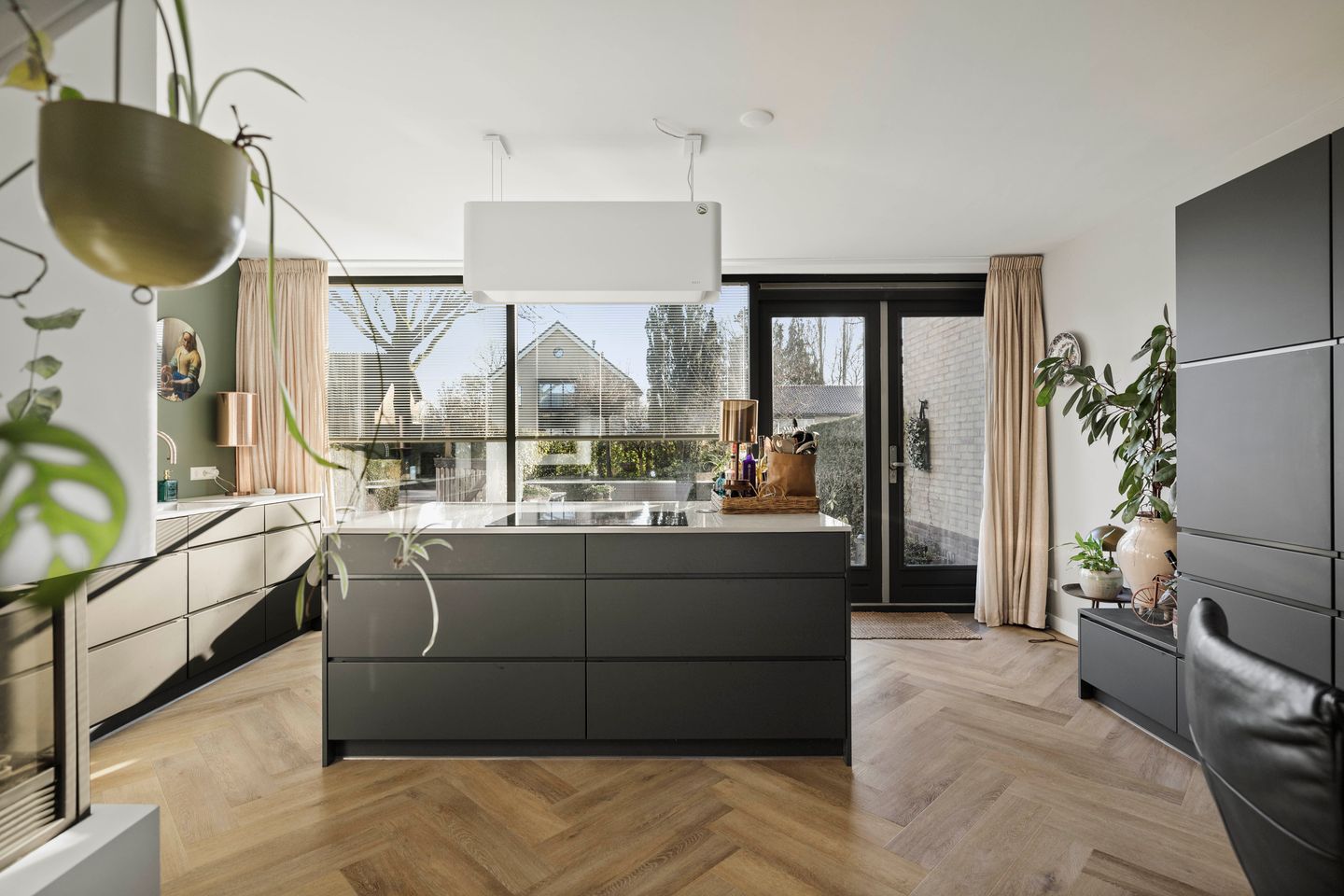 Photo 4 of Burgemeester van der Feltzweg 17-B