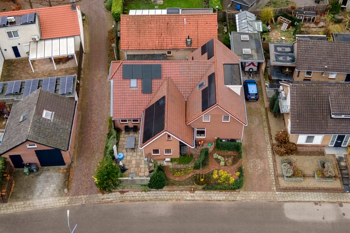 Foto 2 van Clarissenstraat 16