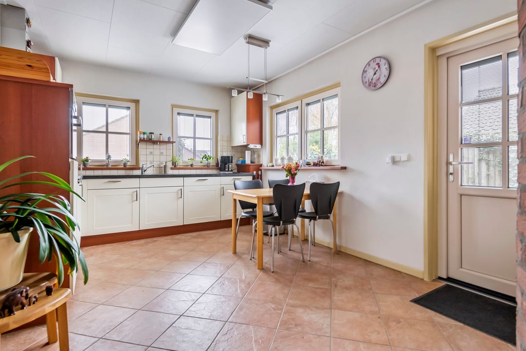 Foto 16 van Clarissenstraat 16