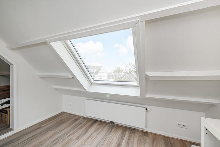 Foto 32 van Delftsestraatweg 79