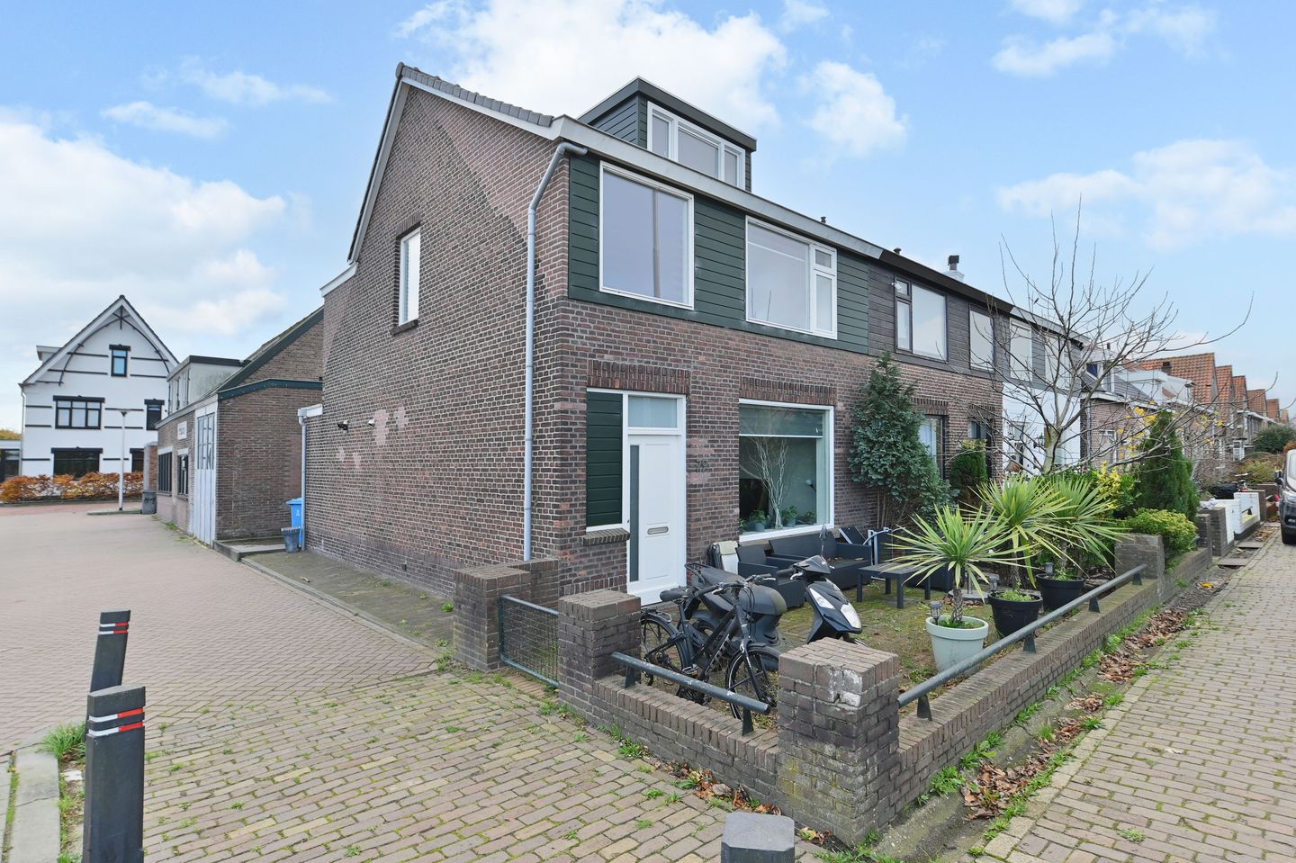 Foto 35 van Delftsestraatweg 79