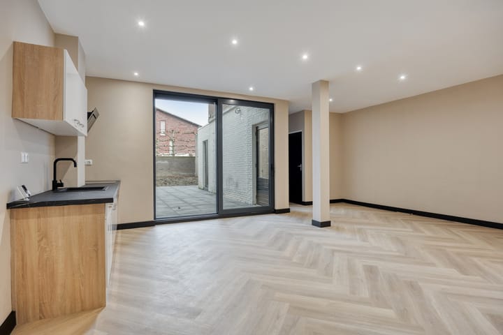 Photo 3 of Eindhovenseweg 70