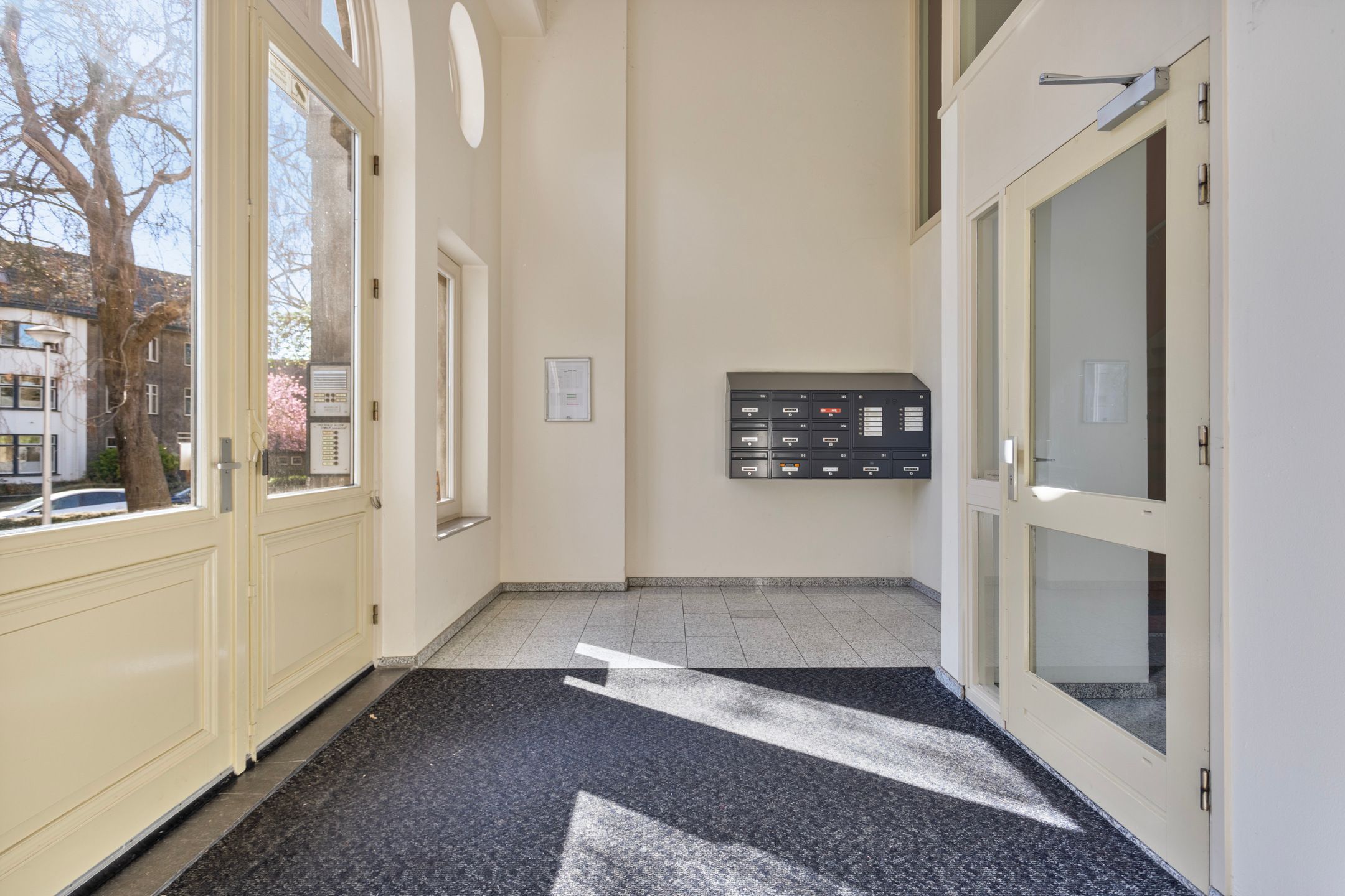 Foto 21 van Professor Pieter Willemsstraat 18-A