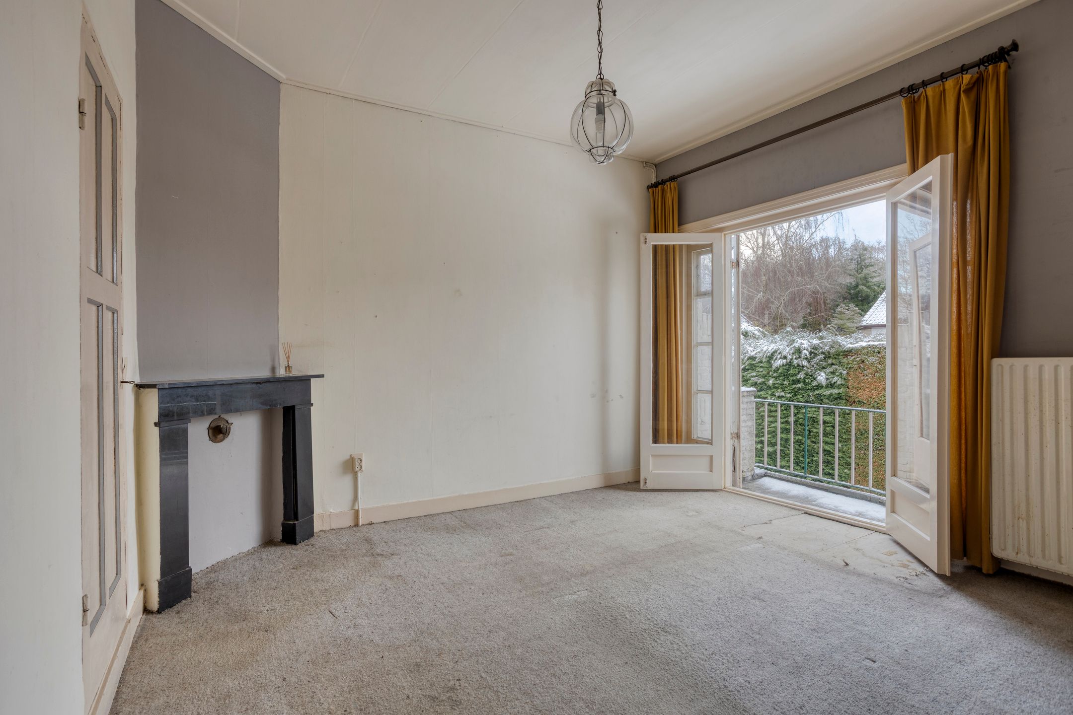 Photo 12 of Van Ledenberchstraat 8