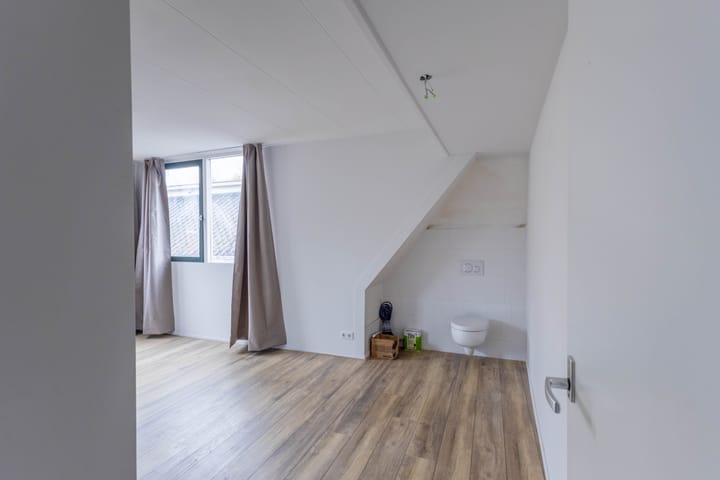 Photo 29 of Breed Plak 15